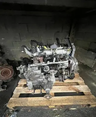Nissan X-Trail T30 Engine