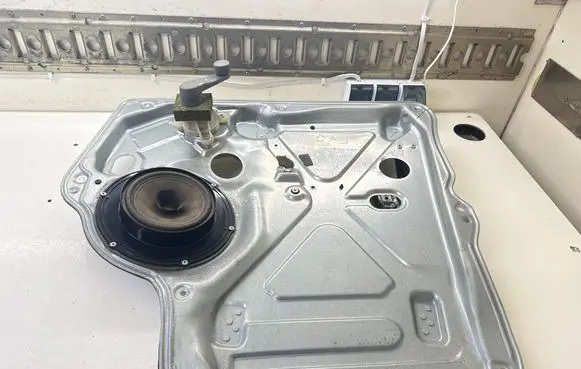 Volkswagen Transporter - Caravelle T5 Front door manual window regulator 7H0837730F 0506021849