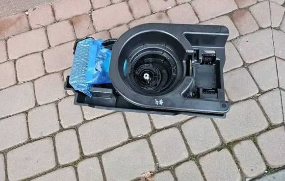 Opel Mokka B Tire air pump compressor