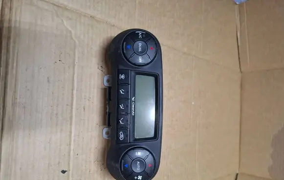 Hyundai ix35 Interior fan control switch 972502Y700