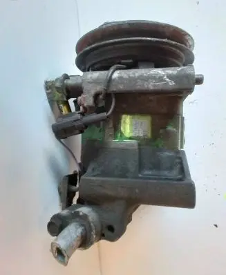 Nissan X-Trail T30 Air conditioning (A/C) compressor (pump) 5M301