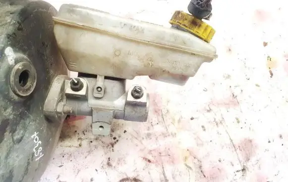 Ford Galaxy Master brake cylinder