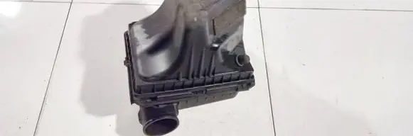 Dodge Magnum Air filter box