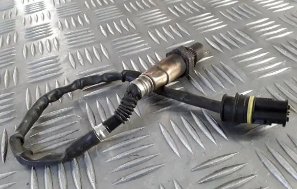 Mercedes-Benz A W168 Lambda probe sensor 0015403817 0258006125
