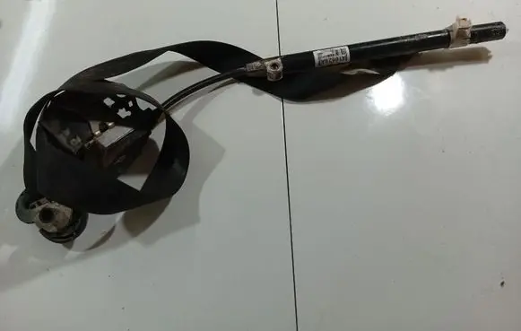 Seat Alhambra (Mk1) Front seatbelt 7M0857706C