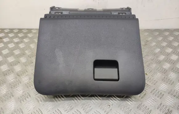 Nissan Juke I F15 Glove box set 