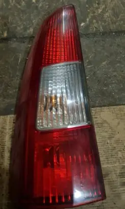Volvo V70 Rear/tail lights 9154493