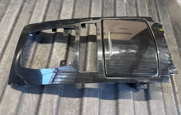 Infiniti FX Gear shifter surround trim plastic P13711B11000 P10551B11000