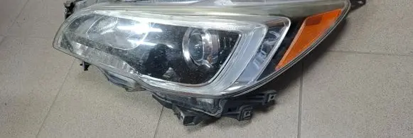 Subaru Outback Headlight/headlamp