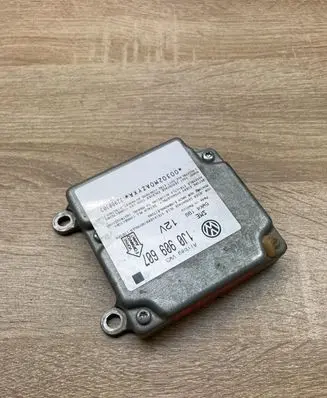 Volkswagen PASSAT B5 Airbag control unit/module 1J0909607