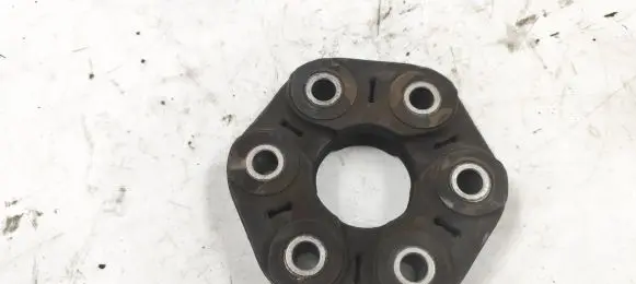 BMW 1 E82 E88 Rear prop shaft donut coupling/joint AWK1839A1