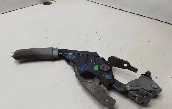 Alfa Romeo 159 Handbrake/parking brake lever assembly