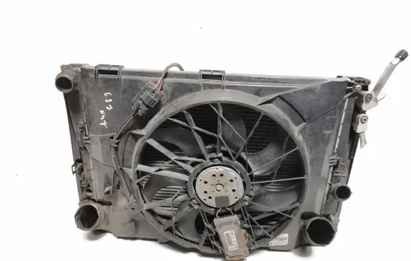 BMW 1 E81 E87 Radiator set 780153703 E58420 3168926
