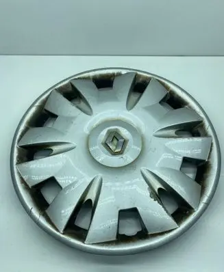 Renault Clio III R15 wheel hub/cap/trim 8200319250