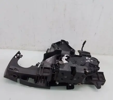 Volvo V50 Front door lock