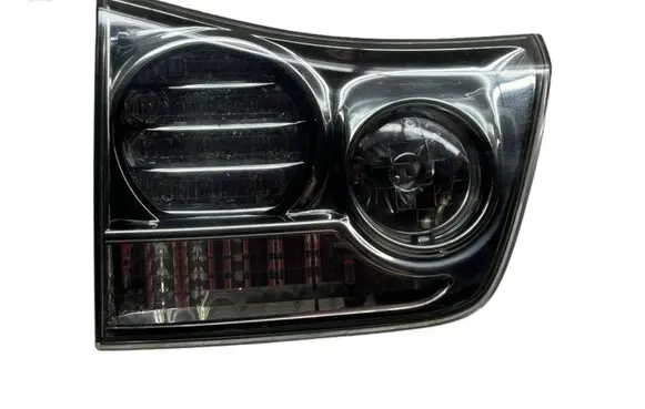 Lexus RX 330 - 350 - 400H Rear/tail lights E131409 4865