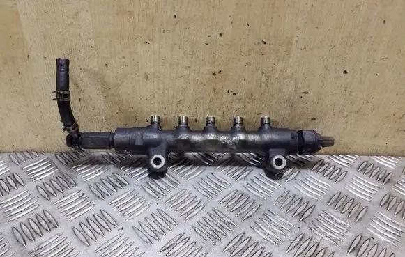 Subaru Outback Fuel main line pipe