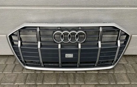 Audi A6 S6 C8 4K Front bumper upper radiator grill 4k0853651g