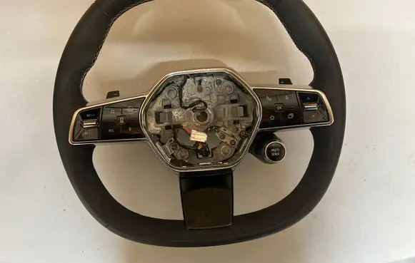 Renault Austral Steering wheel 484001116R