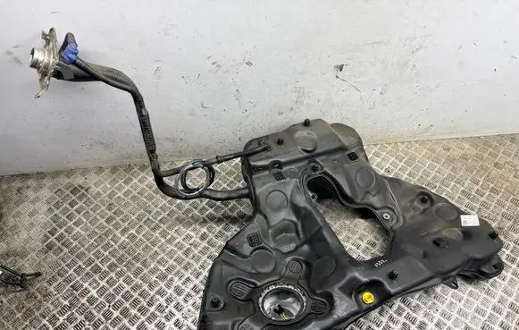 Audi A6 S6 C8 4K Fuel tank 4K0201021DG