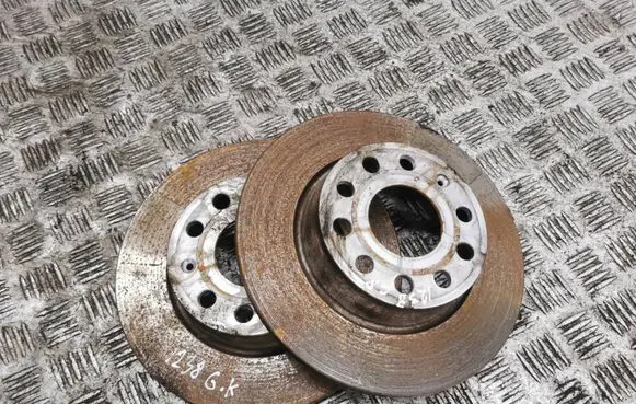 Volkswagen Golf VIII Rear brake disc