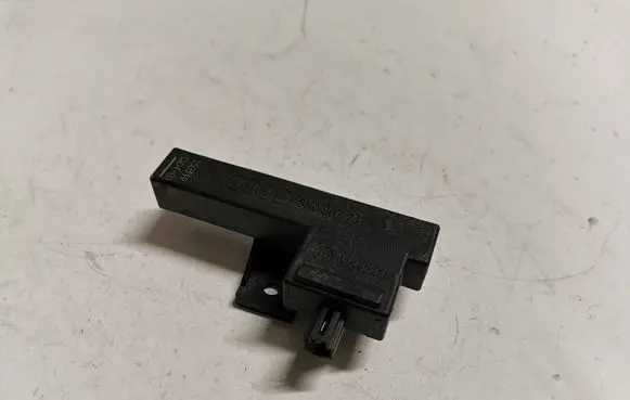 Audi Q5 SQ5 Keyless (KESSY) go control unit/module 8K0907247