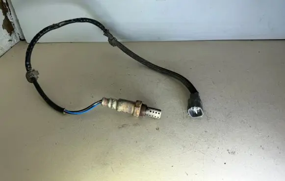 Subaru Outback Lambda probe sensor 22690AA590 0009370