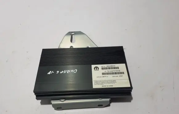 Dodge Durango Sound amplifier 68303980AA