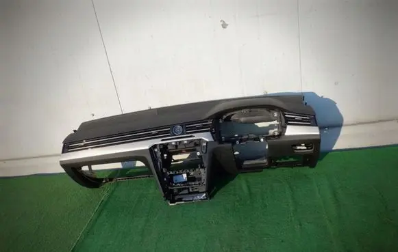 Volkswagen PASSAT B8 Dashboard