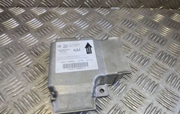 Opel Signum Airbag control unit/module 330518650