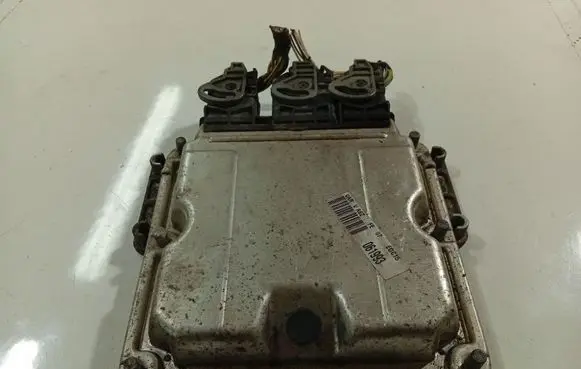 Citroen C8 Engine control unit/module 0281011779