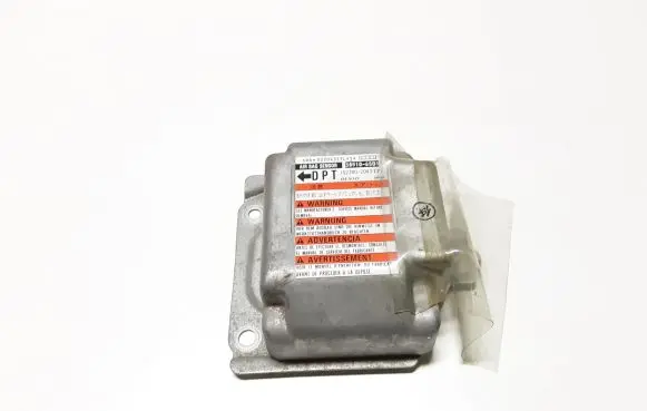 Suzuki Grand Vitara I Airbag control unit/module 3891065D1 3891065D11 1523002043