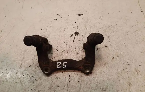 Volkswagen PASSAT B5.5 Brake caliper pad carrier rear 