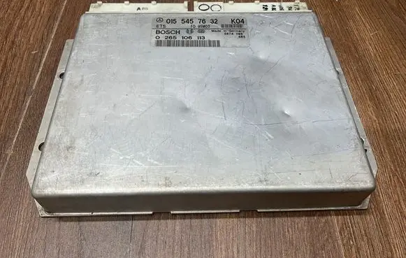 Mercedes-Benz E W210 ESP (stability system) control unit 0155457632 0265106113