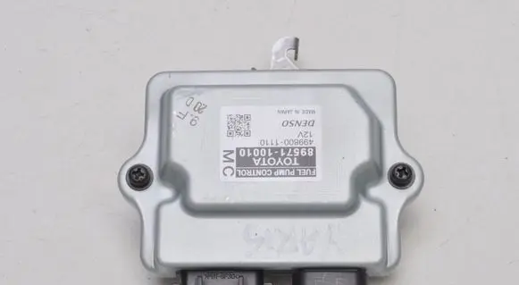 Toyota Yaris Cross Fuel injection pump control unit/module 89571-10010