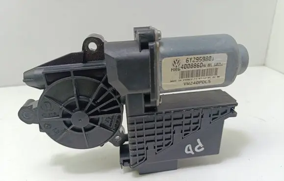 Volkswagen Polo IV 9N3 Front door window regulator motor 6Y2959801