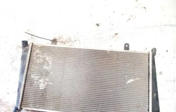 Coolant radiator