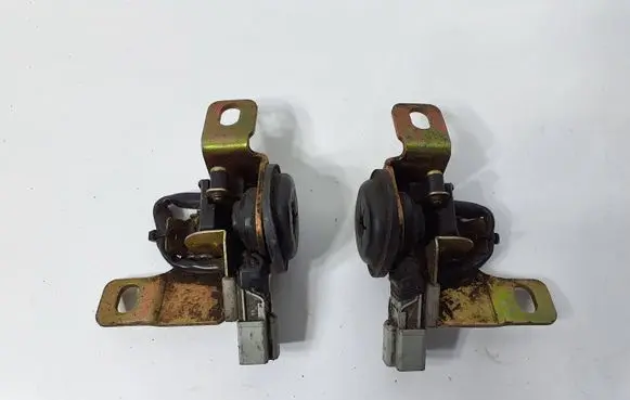 Honda CRX Convertible roof lock/latch 85038SR2013