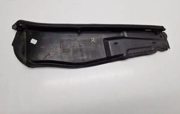BMW X1 F48 F49 Fender end trim 51767329400 60829010 7329400