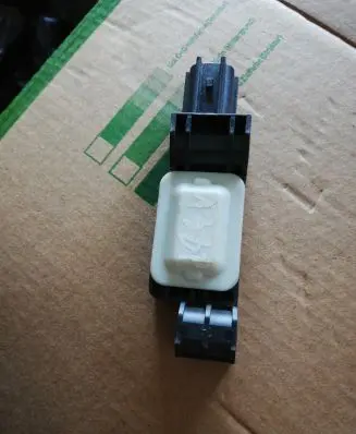Audi A3 S3 8P Airbag deployment crash/impact sensor 4B0959643D