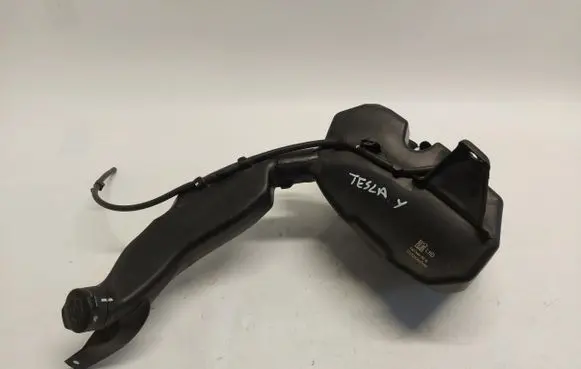 Tesla Model Y Windscreen/windshield washer pump 1607948-00-b