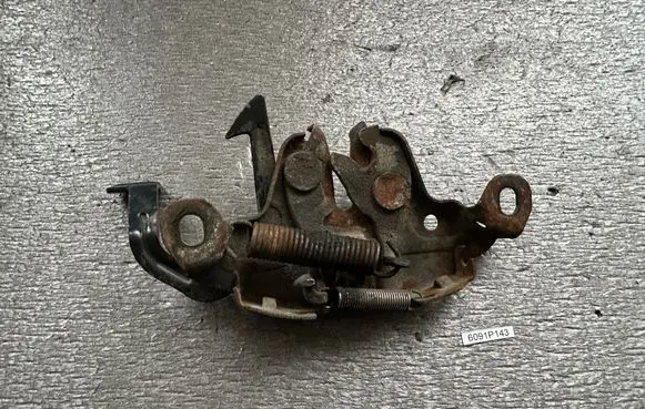 Nissan Patrol Y60 Tie down hook / loop 65601C7160