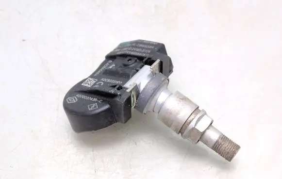 Renault Zoe Tire pressure sensor 407003743R S180052064 A2C83331102