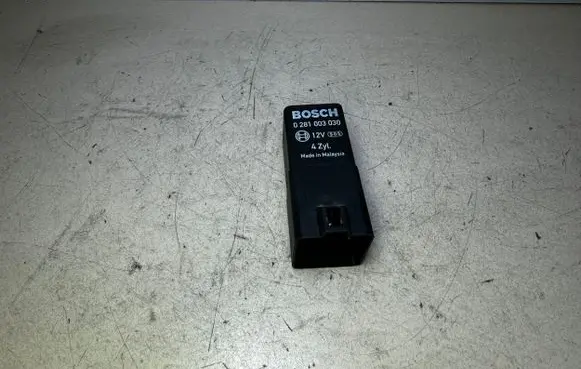 Honda Accord Glow plug pre-heat relay 0281003030
