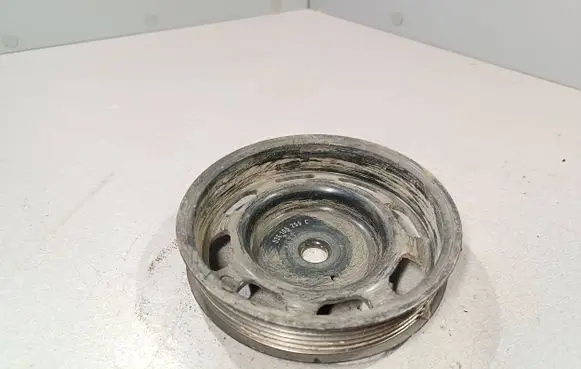 Volkswagen Golf IV Crankshaft pulley 036105255C