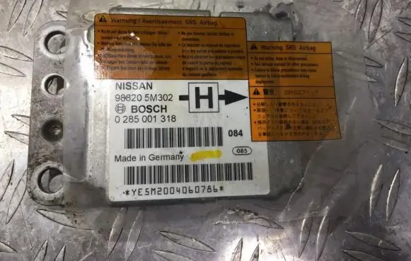 Nissan Almera N16 Airbag control unit/module 0258001318 988205m302