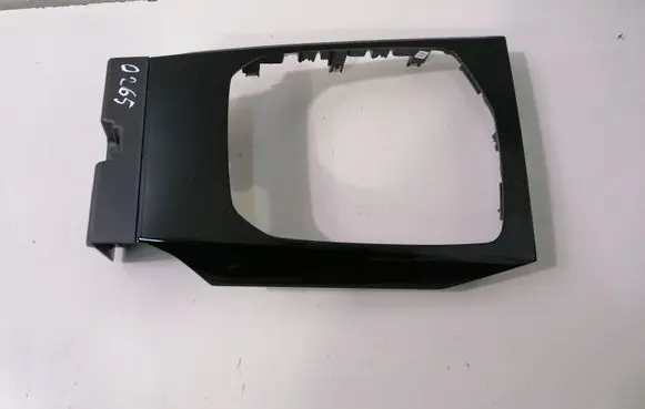 BMW 3 G20 G21 Other center console (tunnel) element 6807239