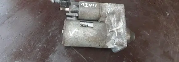 Peugeot 2008 I Starter motor 9671530880