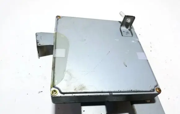 Mazda 121 Engine control unit/module b3c918881c mecs-j103