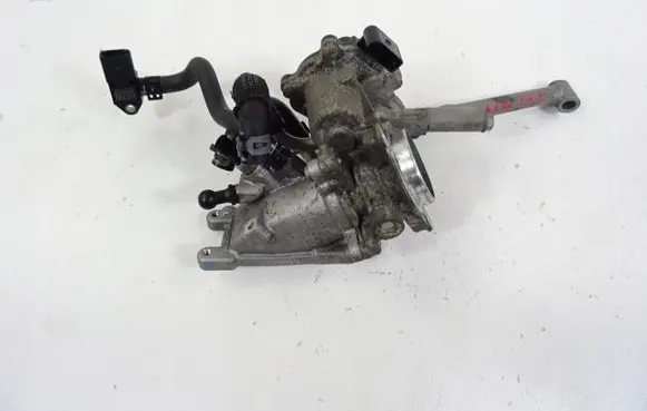 Audi A1 Throttle body valve 04L128063A